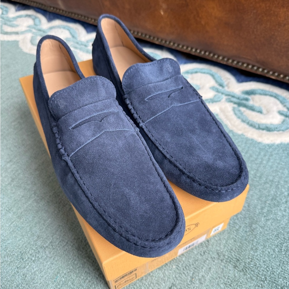 *New in Box* Tod’s Navy Suede Loafers - Mocassino Nuovo Gommino 64C